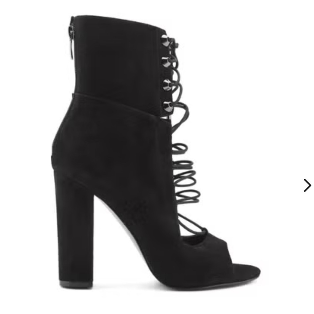 Kendall + Kylie Women's Ella Suede Lace Strappy Front Heeled Sandals Black 7.5
